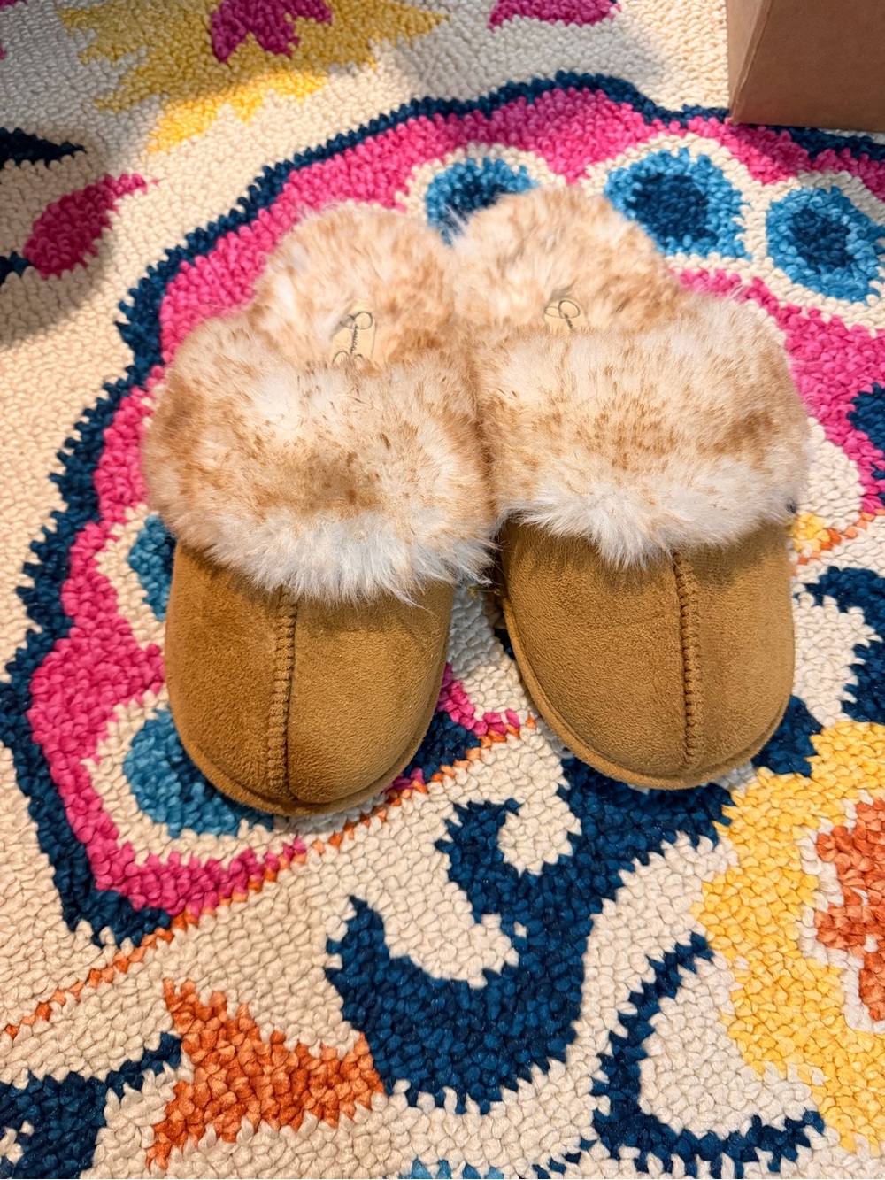 Cozy Faux-Fur Lined Slippers - Tan